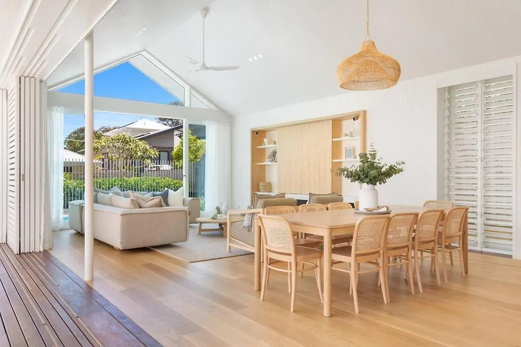 Aroha New Luxury Home Walk To Town And Beach Byron Bay Holiday home